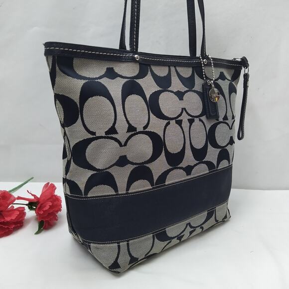 Coach Signature Black Canvas Stripe Double Handles Zipper Tote Shoulder Bag - Picture 3 of 16